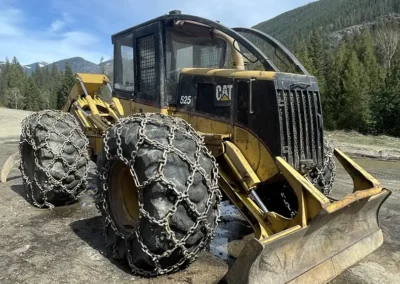 1995 Cat 525 Grapple Skidder Front 1