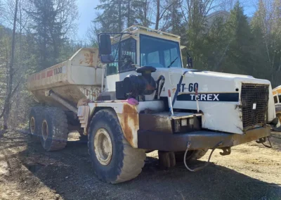 2000 Terex TA30 Articulated Rock Truck Front 2