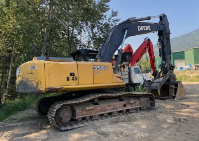 2006 John Deere 350D Excavator Side 1