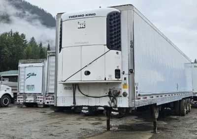 2007 53′ Utility Van Reefer Tridem Trailer