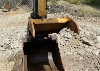 2012 John Deere 220DW Wheeled Excavator Bucket 2