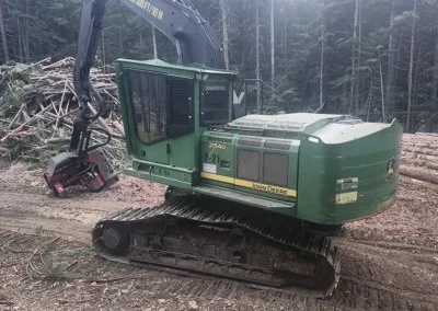 2014 John Deere 2154D Processor Side 3