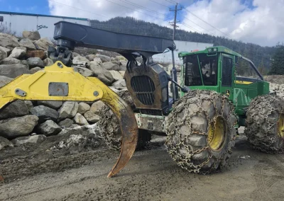 2022 John Deere 948L-II Grapple Skidder Rear 01