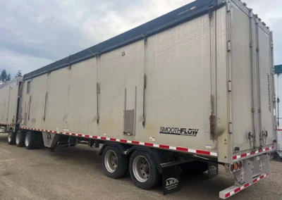 2022 Tycrop Super B Smooth Flow Walking Floor Bulk Trailer Back 2