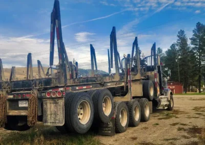 2022 Western Star 4900 Logging Truck Back 1