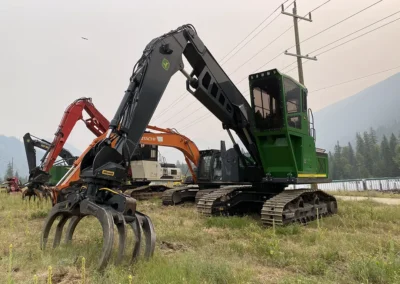 2023 John Deere 2656G Log Loader Front 2