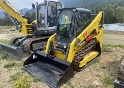 Wacker Neuson ST31 Compact Tracked Loader Side 2